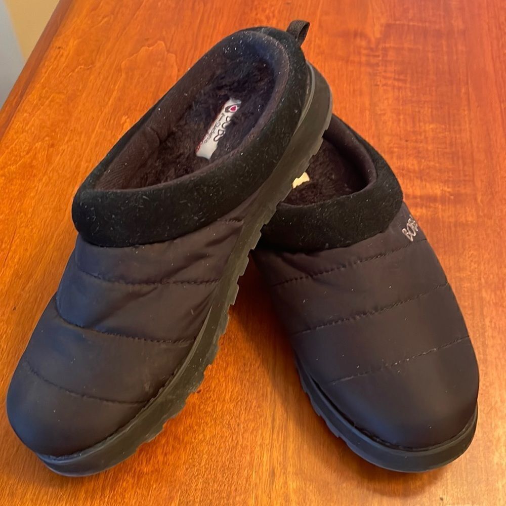 Bobs from Sketchers Black Slippers - 7.5
